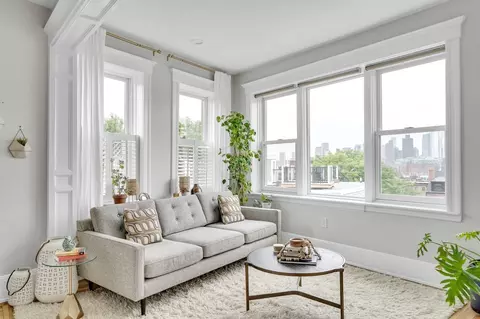 64 Chestnut St #4, Charlestown, MA 02129