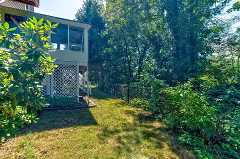 Exterior - 7 Oxyoke Dr, Methuen, MA 01844 photo 4 of 5