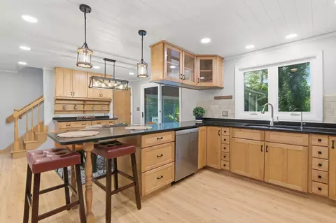 Kitchen - 7 Oxyoke Dr, Methuen, MA 01844 photo 2 of 3