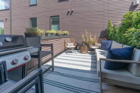Exterior - 503 E 1st #6, Boston, MA 02127 photo 2 of 8