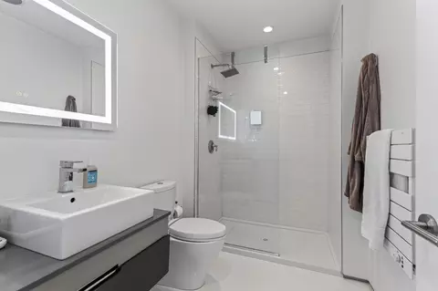 Bath - 503 E 1st #6, Boston, MA 02127 photo 1 of 2