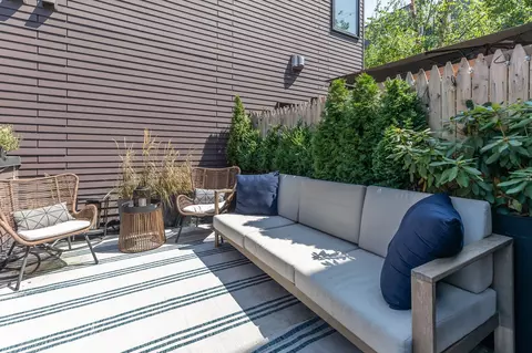 Exterior - 503 E 1st #6, Boston, MA 02127 photo 1 of 8