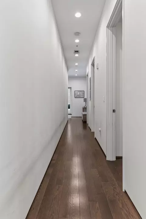 Entry Way - 503 E 1st #6, Boston, MA 02127 photo 3 of 6