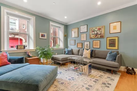 33 Winthrop St #1, Charlestown, MA 02129