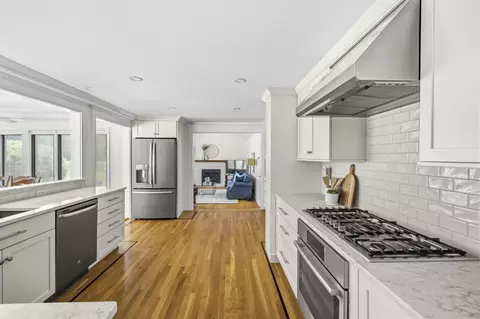Kitchen - 3 Blue Sky Dr, Hingham, MA 02043 photo 2 of 4