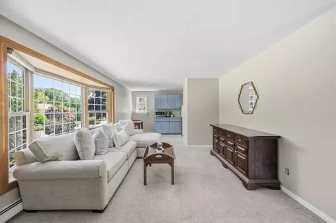 Living - 3 Blue Sky Dr, Hingham, MA 02043 photo 4 of 4