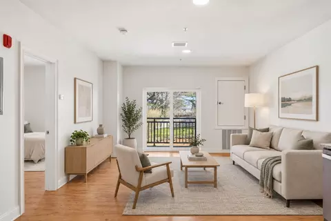 10 Franklin Ave #105, Revere, MA 02151