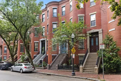 32 Yarmouth St #B, Boston, MA 02116
