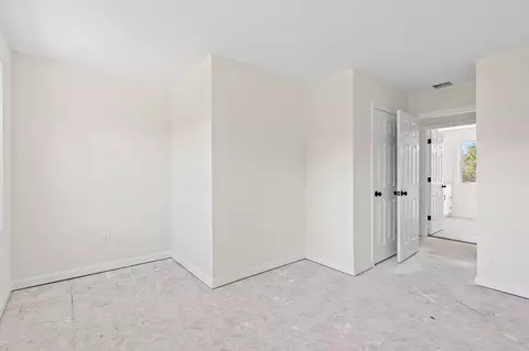 Bedroom - 38 Hemlock St, Douglas, MA 01516 photo 5 of 8