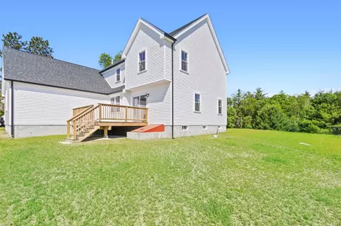 Exterior - 38 Hemlock St, Douglas, MA 01516 photo 12 of 12