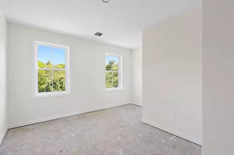 Bedroom - 38 Hemlock St, Douglas, MA 01516 photo 6 of 8