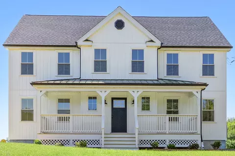 Exterior - 38 Hemlock St, Douglas, MA 01516 photo 8 of 12
