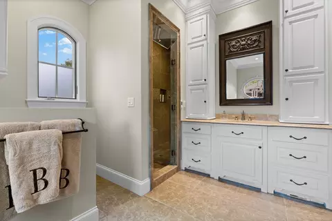 Bath - 21 Bemis St, Weston, MA 02493 photo 1 of 5