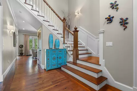 Entry Way - 21 Bemis St, Weston, MA 02493 photo 1 of 4