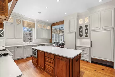 Kitchen - 21 Bemis St, Weston, MA 02493 photo 3 of 4
