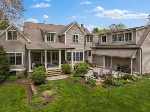 Exterior - 21 Bemis St, Weston, MA 02493 photo 4 of 5