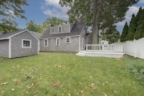 Exterior - 21 Sycamore Ln, Hingham, MA 02043 photo 3 of 6