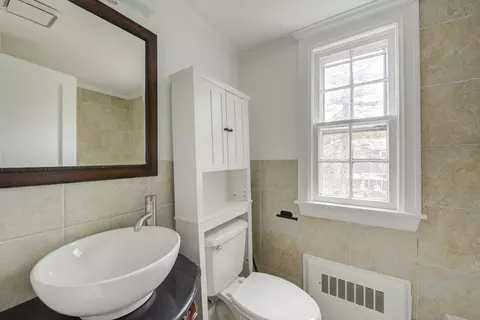 Bath - 21 Sycamore Ln, Hingham, MA 02043 photo 3 of 3