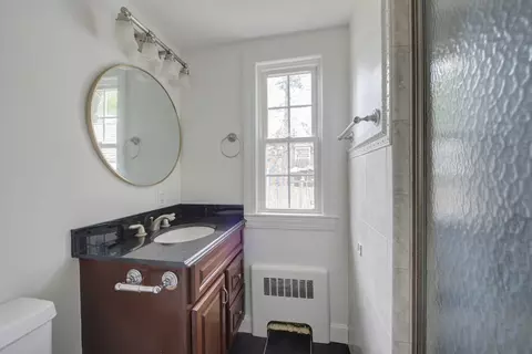 Bath - 21 Sycamore Ln, Hingham, MA 02043 photo 1 of 3