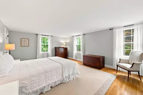 Bedroom - 35 Arthur Ave, Marblehead, MA 01945 photo 1 of 8