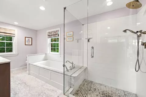 Bath - 35 Arthur Ave, Marblehead, MA 01945 photo 3 of 4