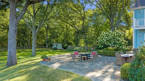 Exterior - 35 Arthur Ave, Marblehead, MA 01945 photo 4 of 7