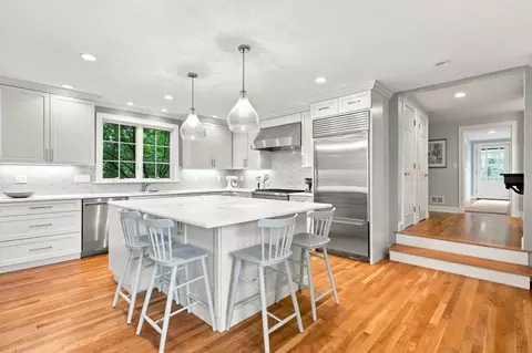 Kitchen - 35 Arthur Ave, Marblehead, MA 01945 photo 2 of 4