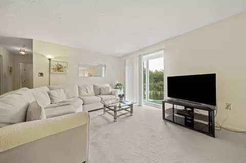 459 Willard St #202, Quincy, MA 02169