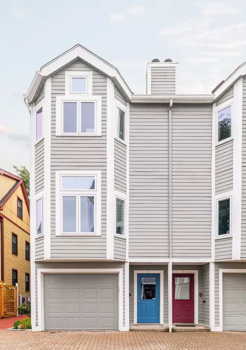 6 Rollins Ct #6, Cambridge, MA 02139
