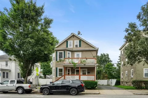 126 Belgrade Ave #1, Boston, MA 02131