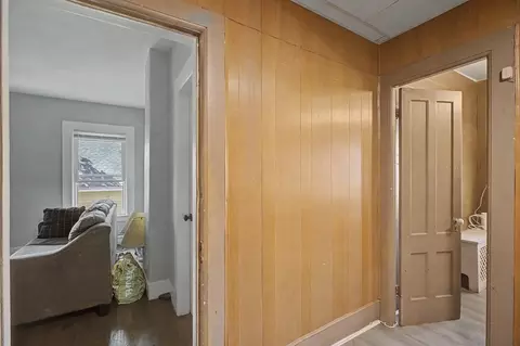 Entry Way - 81 Adams St, Springfield, MA 01105 photo 5 of 6