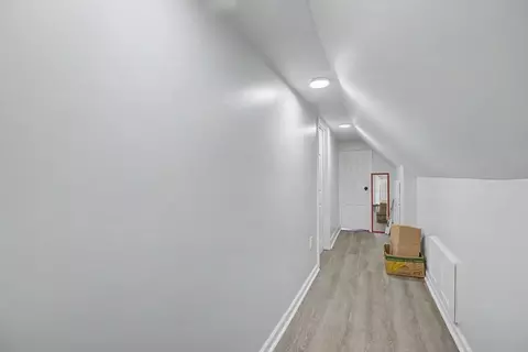 Entry Way - 81 Adams St, Springfield, MA 01105 photo 6 of 6