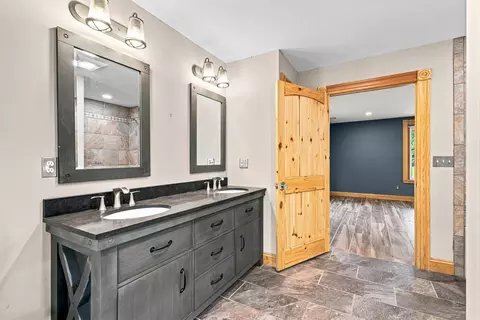 Bath - 21 Cushing Ln, Acushnet, MA 02743 photo 4 of 5