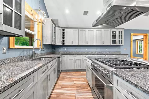 Kitchen - 21 Cushing Ln, Acushnet, MA 02743 photo 3 of 3