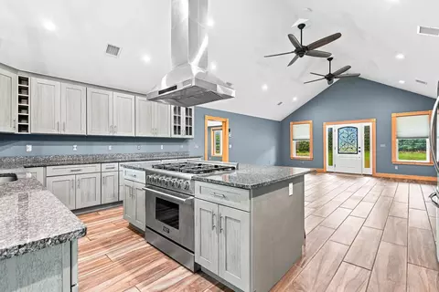 Kitchen - 21 Cushing Ln, Acushnet, MA 02743 photo 2 of 3