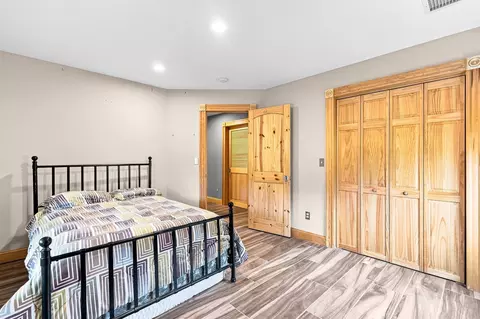 Bedroom - 21 Cushing Ln, Acushnet, MA 02743 photo 3 of 3