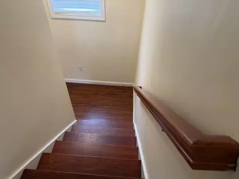Entry Way - 4 Pearlbush Path, Worcester, MA 01607 photo 3 of 6