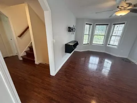 Living - 4 Pearlbush Path, Worcester, MA 01607 photo 2 of 7