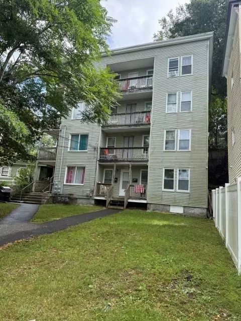 270 Fairmount St, Fitchburg, MA 01420