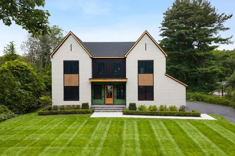 1125 South St, Needham, MA 02492 photo 2