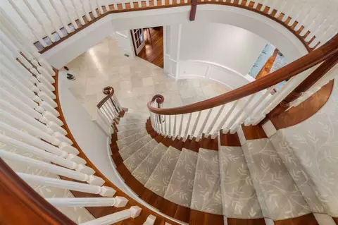 Entry Way - 5 Hamlins Xing, Dover, MA 02030 photo 2 of 4