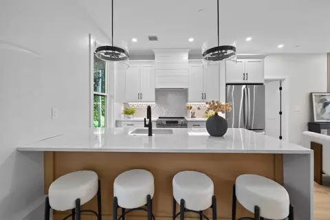 2 Readfield Pl #E, Roxbury, MA 02119 photo 2