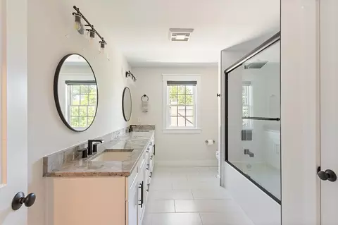 Bath - 5 Travis Rd, Natick, MA 01760 photo 4 of 5