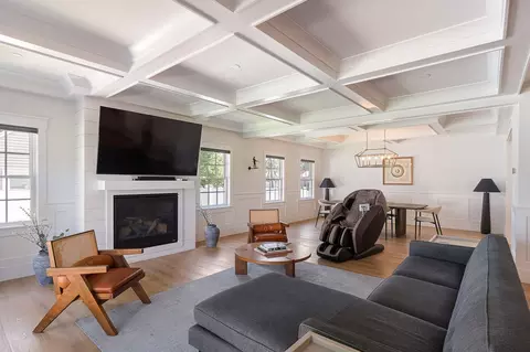 Living - 5 Travis Rd, Natick, MA 01760 photo 1 of 3