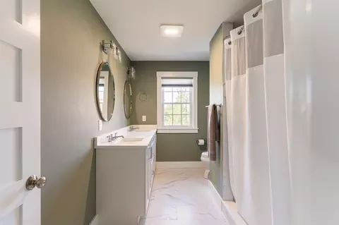 Bath - 5 Travis Rd, Natick, MA 01760 photo 5 of 5
