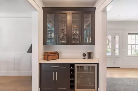 Entry Way - 5 Travis Rd, Natick, MA 01760 photo 4 of 7