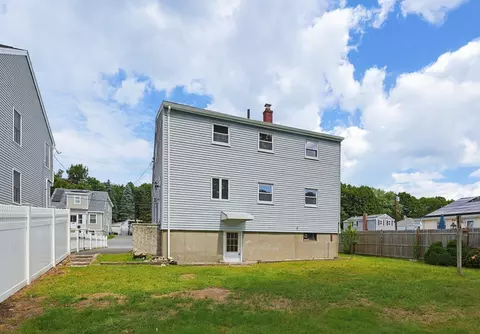 Exterior - 135 Crane St, Dedham, MA 02026 photo 3 of 6