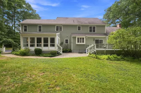 27 Juniper Rd, Upton, MA 01568 photo 4