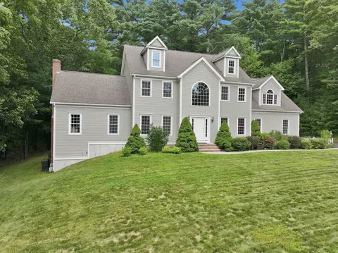 27 Juniper Rd, Upton, MA 01568 photo 2