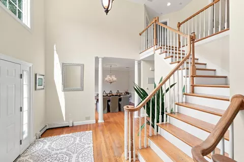 27 Juniper Rd, Upton, MA 01568 photo 8